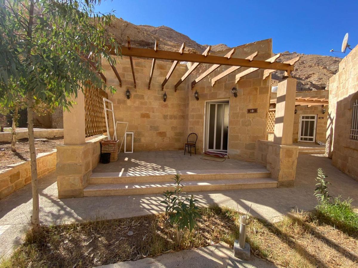 Afra Hot Springs Chalets At-Tafilah Eksteriør bilde